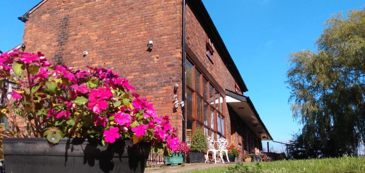 Brook Barn B&B Hale  Eksteriør bilde