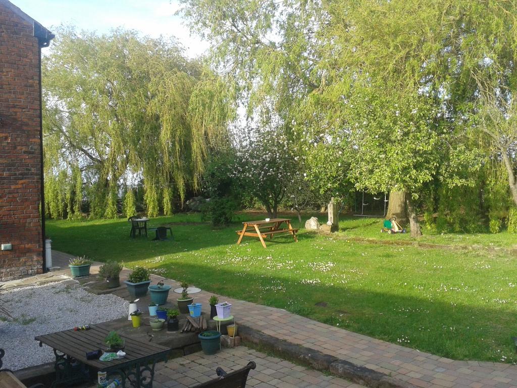 Brook Barn B&B Hale  Eksteriør bilde