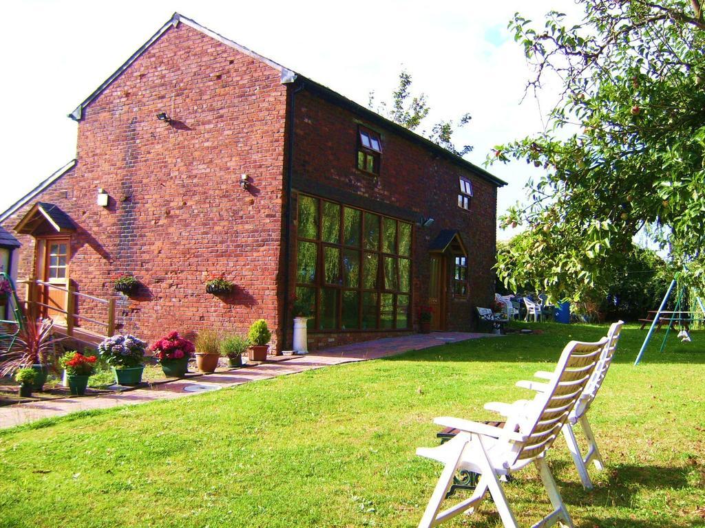 Brook Barn B&B Hale  Eksteriør bilde